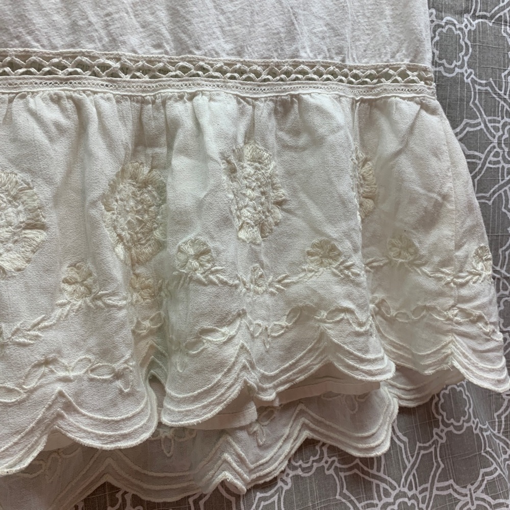 Delicate Peblum top - Picture 5 of 5
